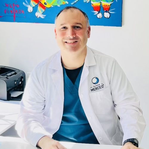 Dermatólogo. Hugo Hernán Quintero Dermatólogo en santiago